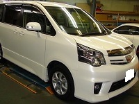 TOYOTA　トヨタ　ノア　si