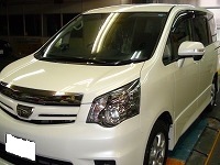 TOYOTA　トヨタ　ノア　si